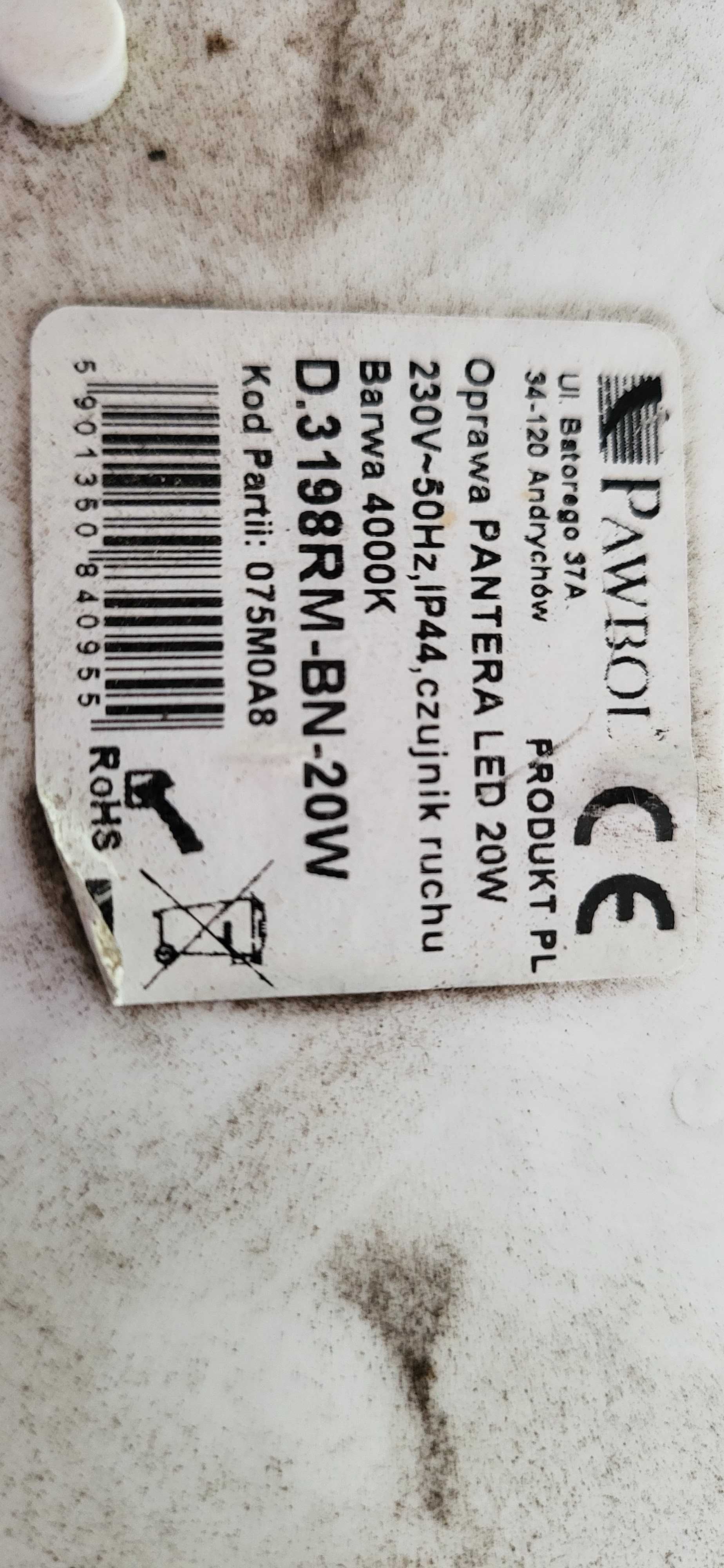 Plafon natynkowy z czujnikiem ruchu 20W IP44