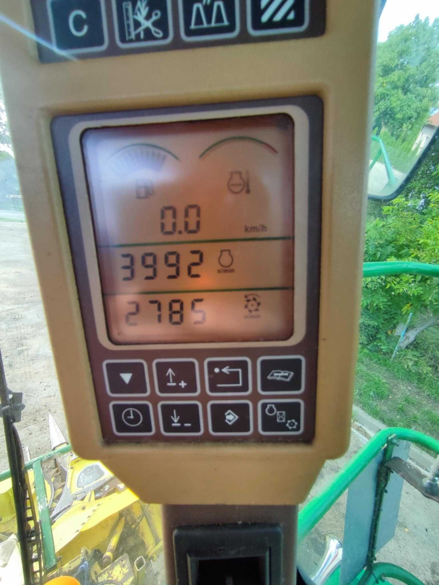 Sieczkarnia John Deere 7300