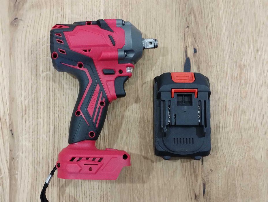 Акумуляторний ударний гайковерт WOSAI