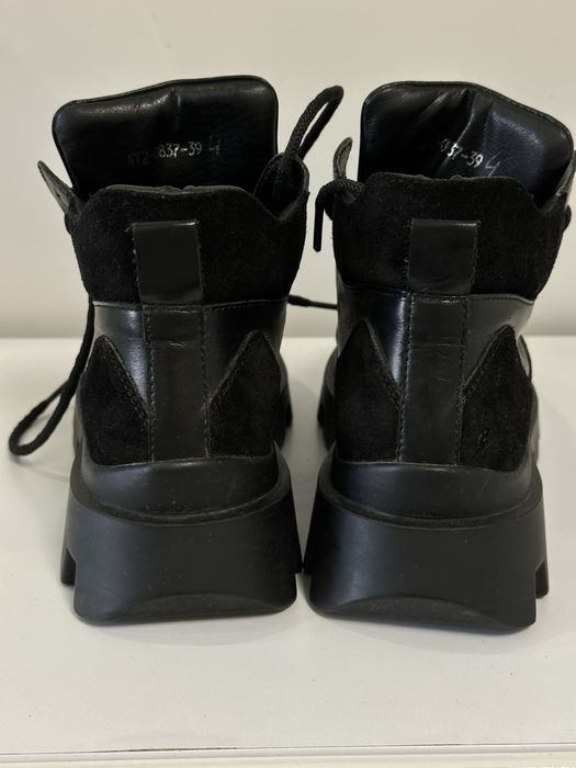 Кросівки Черевики Високі Чорні Шкіряні Жіночі на Байці