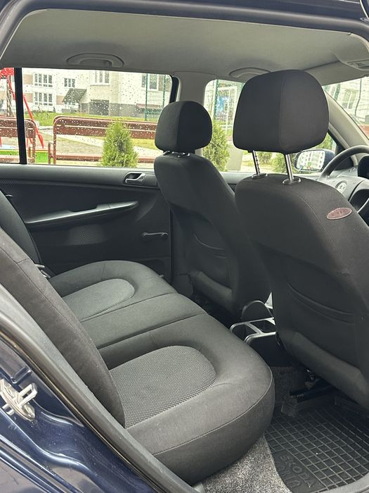 Skoda fabia  Двигун 1.4 МПІ Газ / бензин