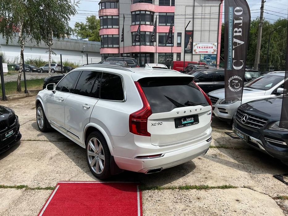Volvo XC90  в кредит без авансу