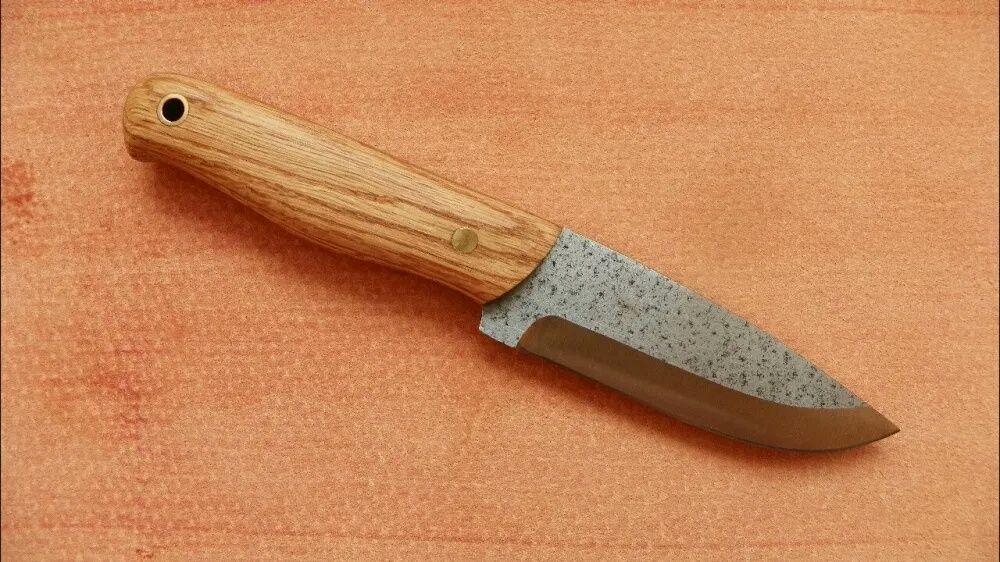 Nóż Bushcraft Dąb Kompan Mosiądz 50HF Ręcznie Robiony Custom