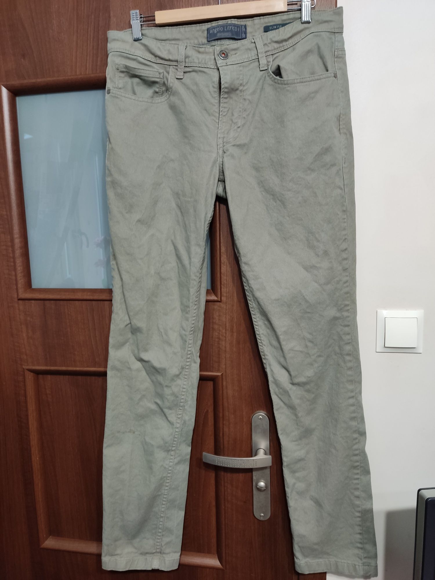 Spodnie c&a l34 w34 slim jasno zielone khaki