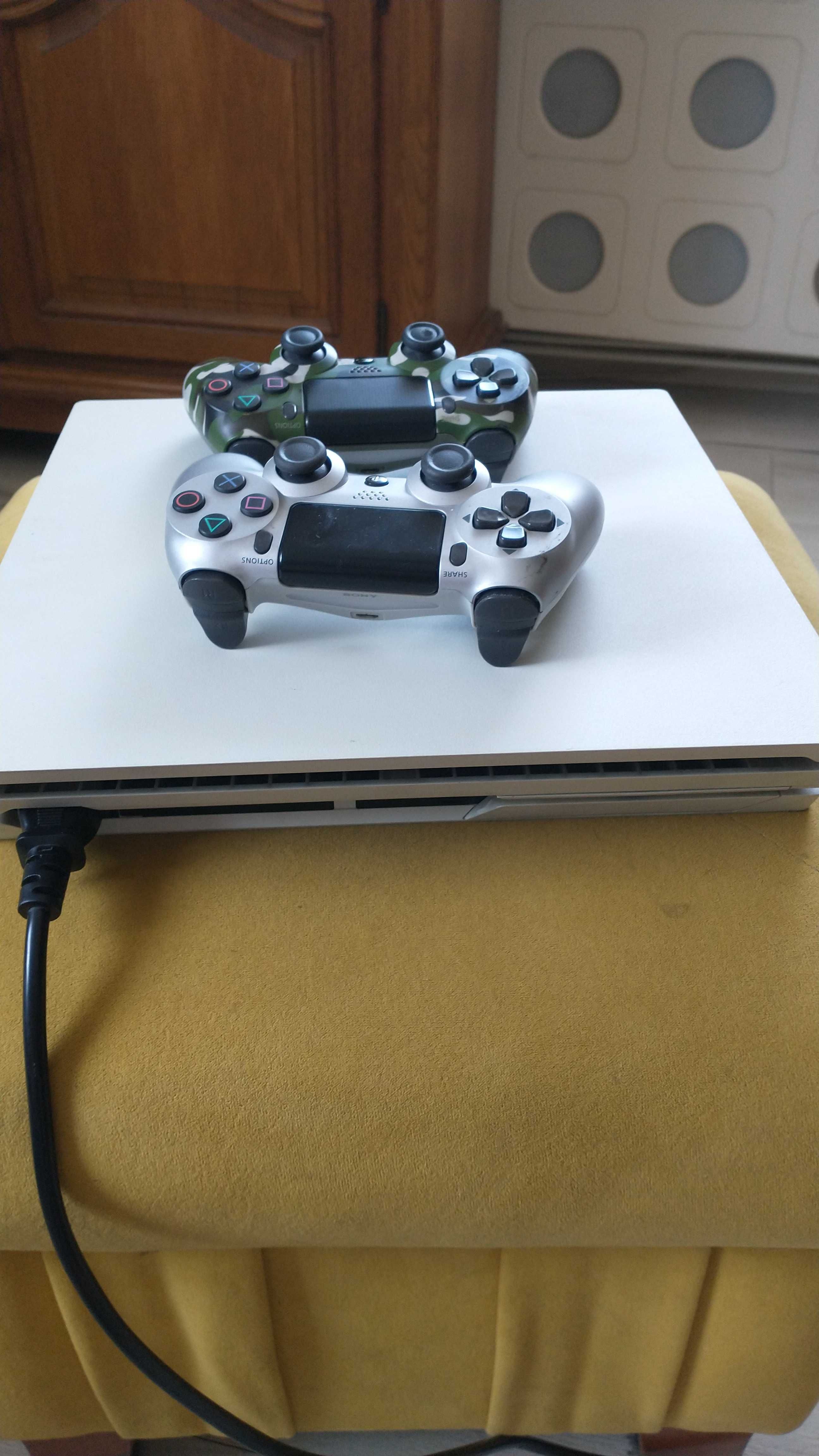 PlayStation 4 PRO