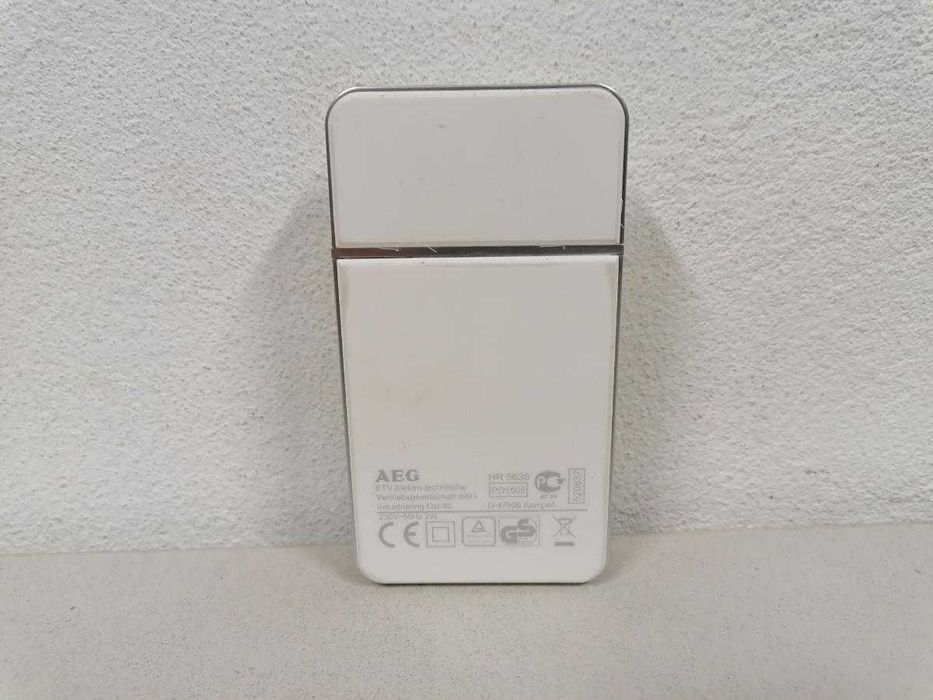 Máquina de barbear AEG NOVA
