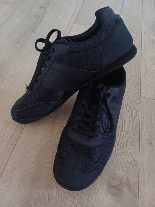 Lanetti czarne sneakersy r. 41 na sportowo i do garnituru :)