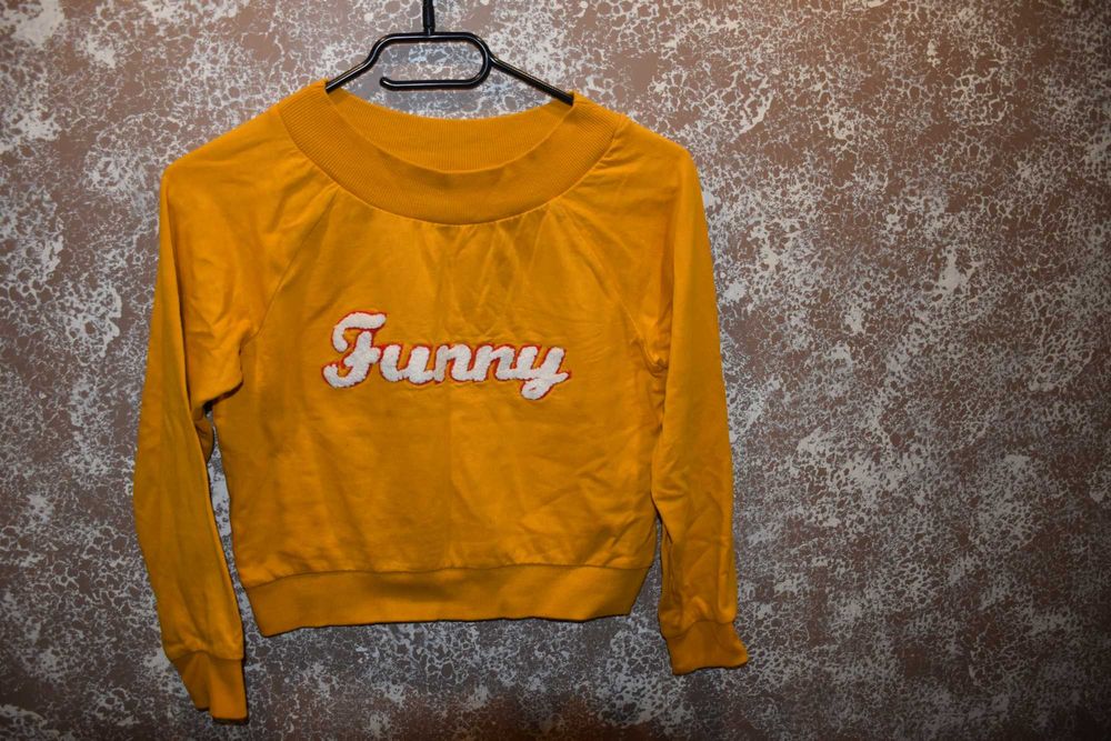 Musztardowa bluza