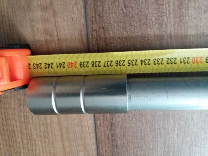 Karnisz, szyna ozdobna.