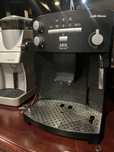 Ekspressy do kawy DeLonghi Magnifica i Elektrolux AEG Sillenzio