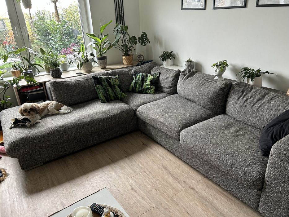 Bardzo wygodny duzy narożnik odbior osobisty