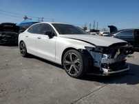 Volvo S60 Plus Dark Theme 4X4 Mild Hybrid