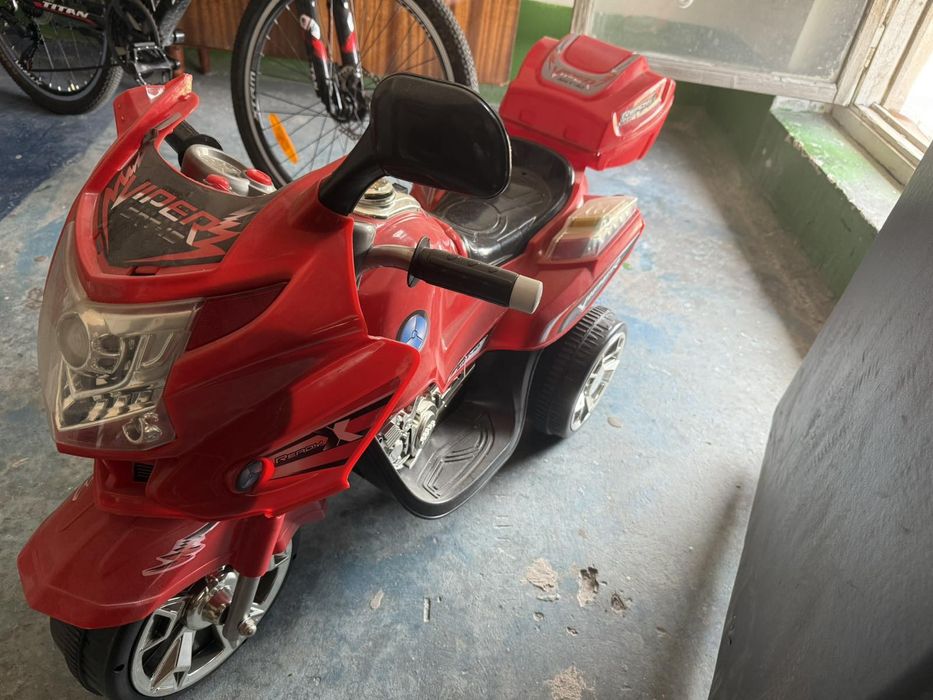 Машина детская б/у