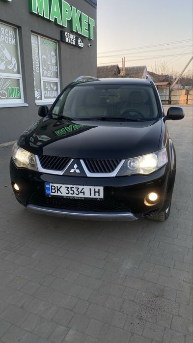 Продам Мітсубісі аутлендер XL2.4