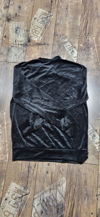 Karl ludzik czarna bluza welurowa męska miękka bez kaptura L