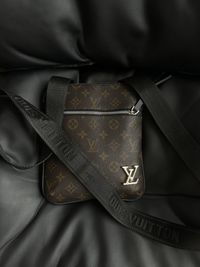 Чоловіча сумка-мессенджер Louis Vuitton / сумка мужская