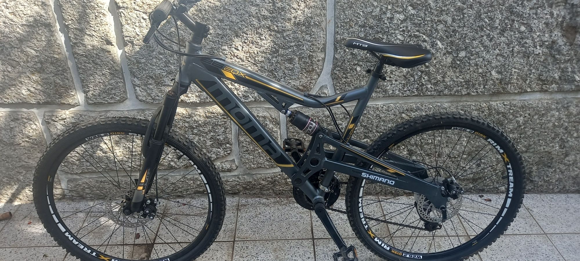Bicicleta moma EQX26 como nova