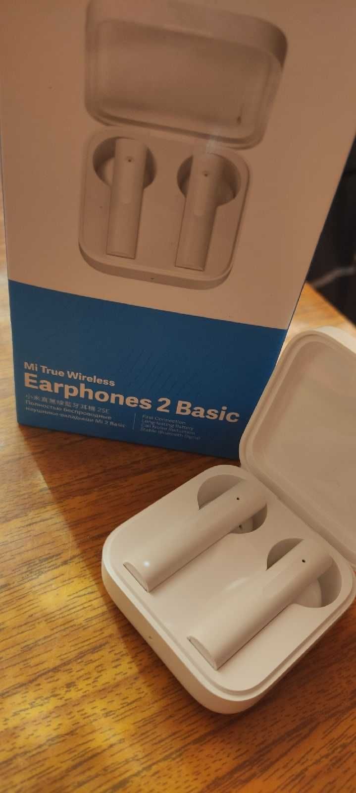 Продам наушники Earphones 2 Basic