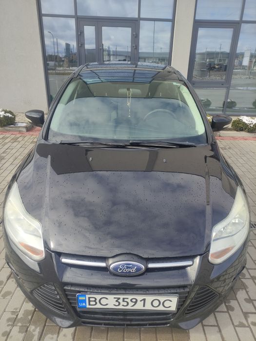 Форд фокус 2013 року