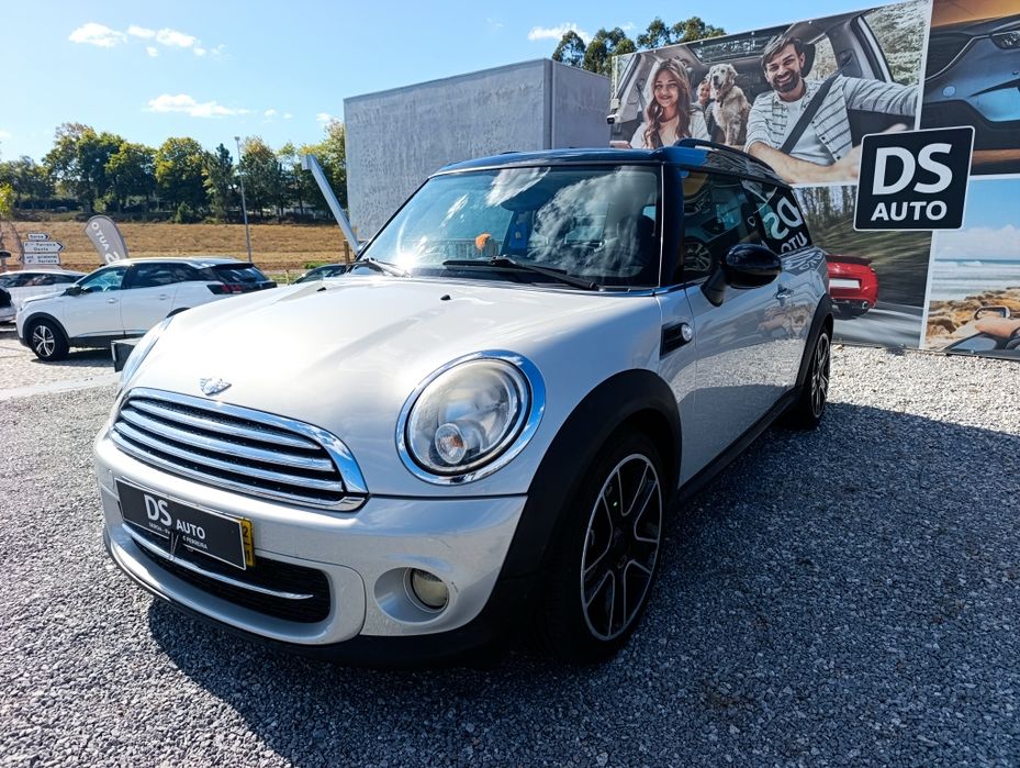 Mini Cooper clubman impecável