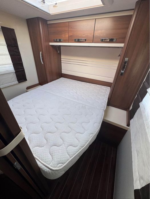 Mc Louis Nevis 878G com acabamento CARAT de 2015