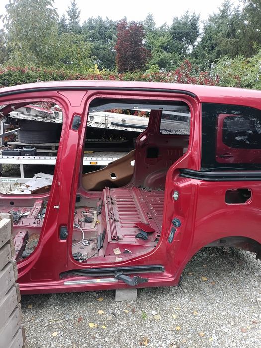 Próg słupek lewy citroen Berlingo Peugeot partner lift 3 iii