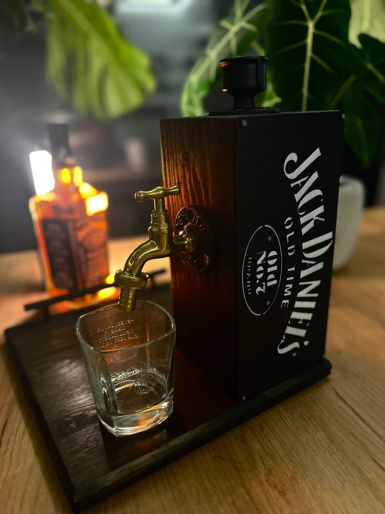 Nalewak do whisky