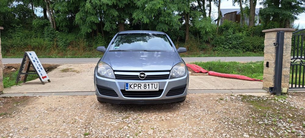Opel Astra 13 Lat w jednych rękach! Spalanie 4,5L/100km! Polecam!