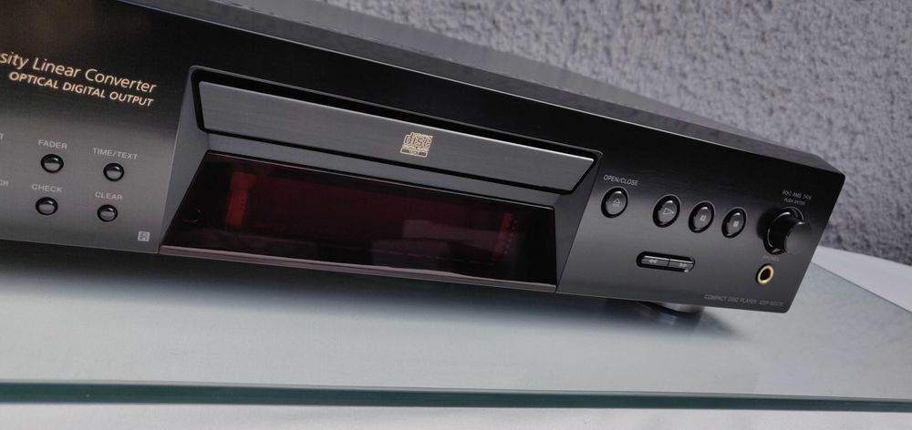 CD-проигрыватель Sony CDP-XE570  CD-R, CD-RW
