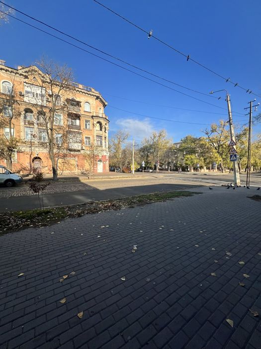 В Продажу приміщення Сінна/ Лягіна