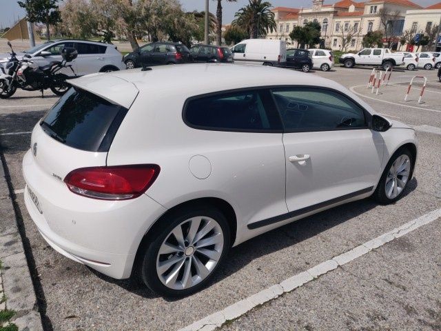 Scirocco 2.0tdi sport  impecável de tudo