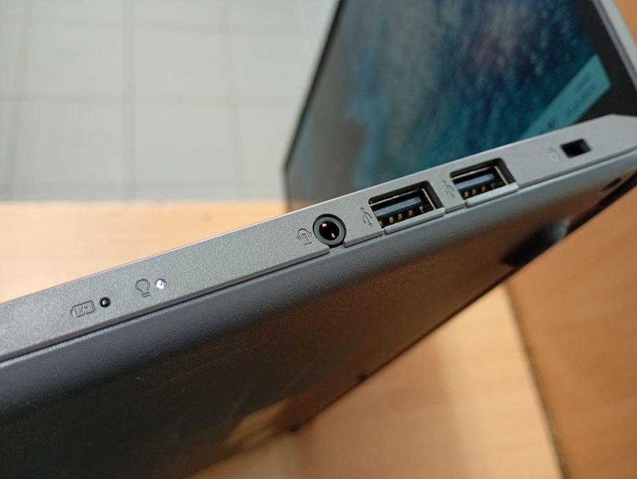 Laptop ASUS X515JA i7-1065G7/16GB/SSD 477GB/W11Home Komis Madej Tarnów