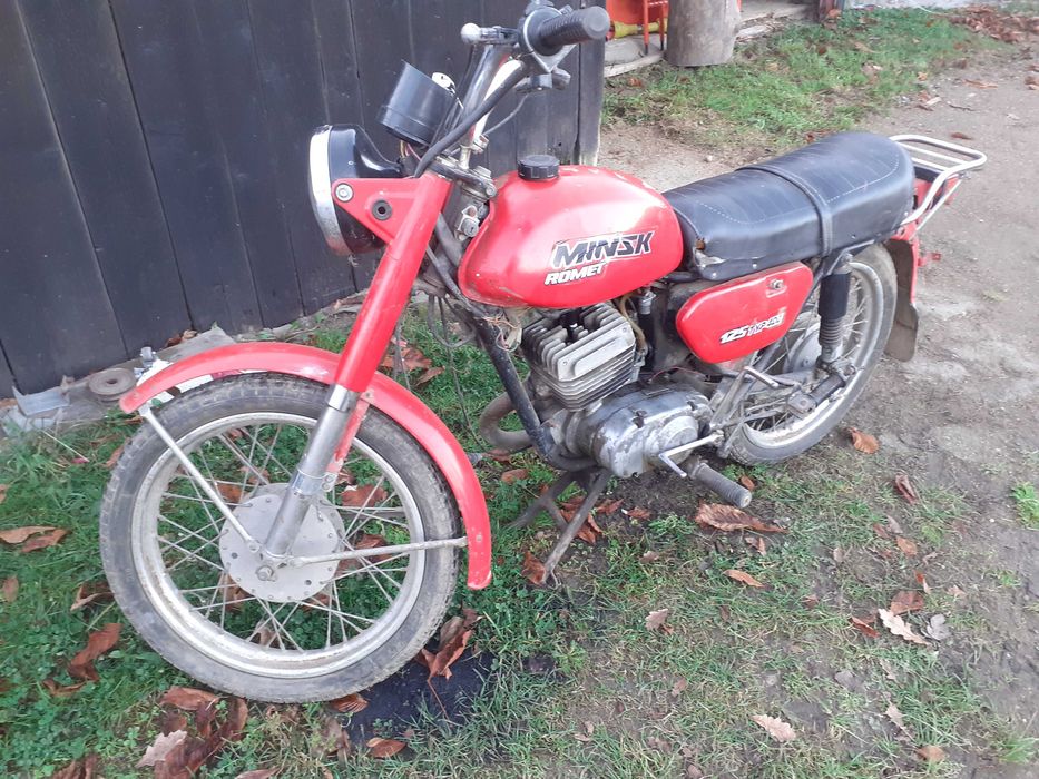 Sprzedam dwa motocykle Romet silniki i części