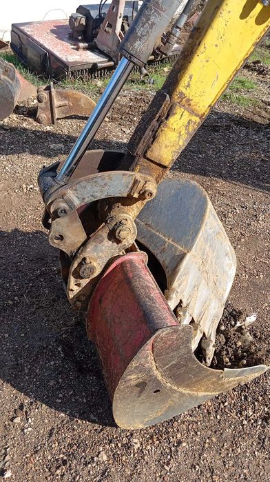 Giratória NEUSEN 3.8T