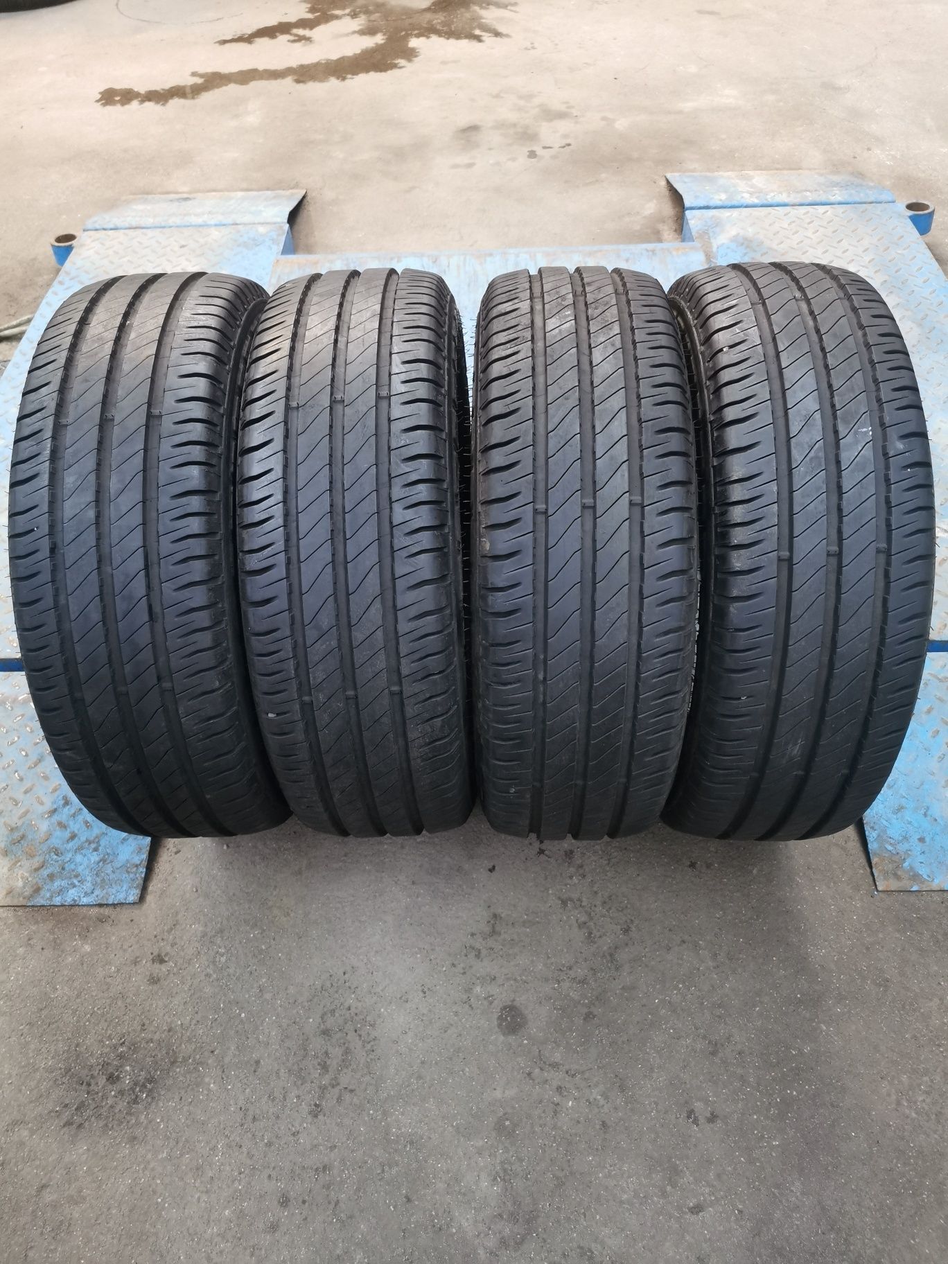 Komplet opon 215/65R16C Michelin Agilis 3 z 2021r.