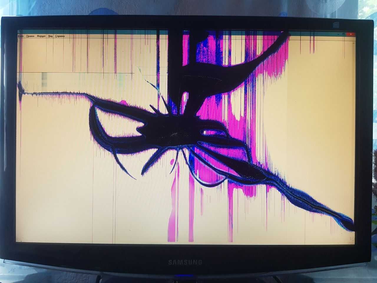 Монітор 24" Samsung SynsNaster 2433 (тріснута матриця, під ремонт)