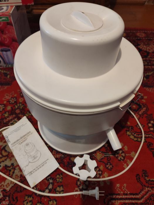 Соковыжималка на 60л