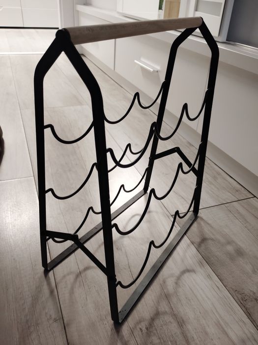 Stojak na butelki nowy