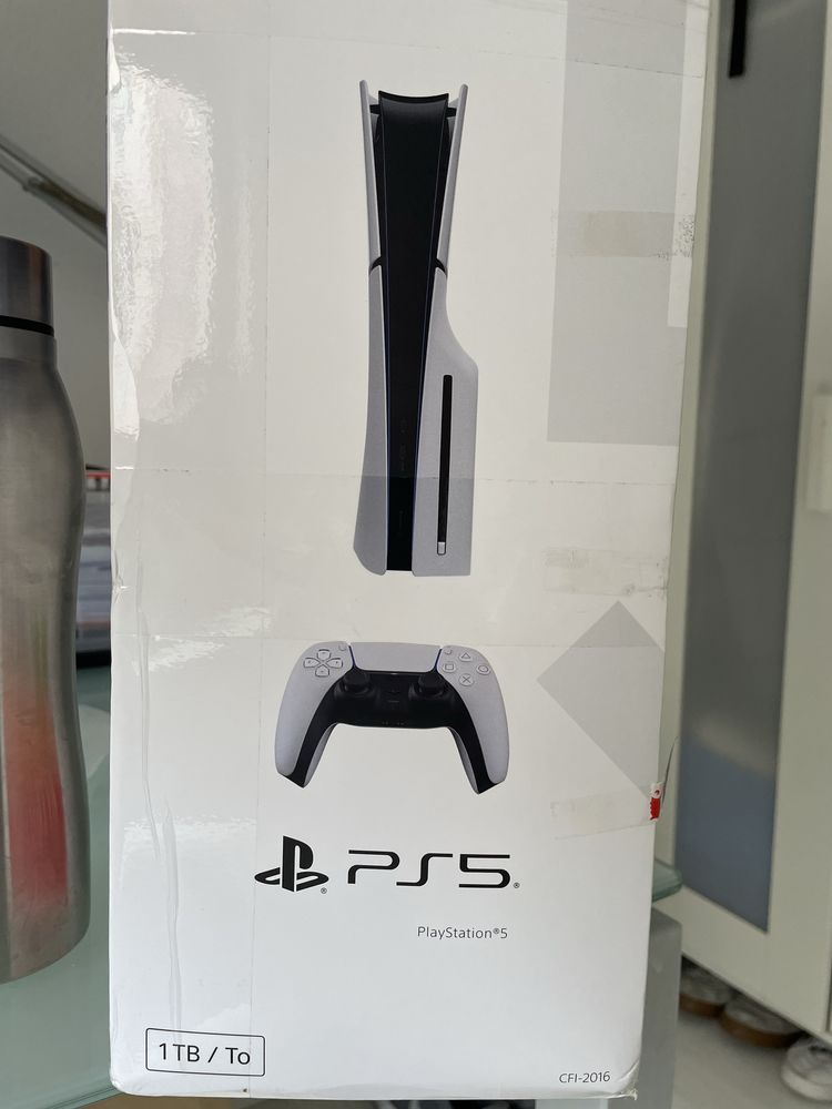 Playstation 5 Slim cd 1tb