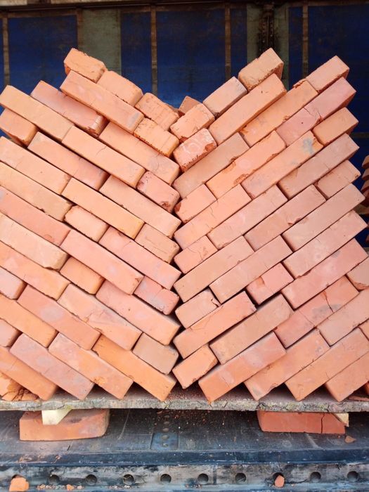 Цегла м100 м125 м150 м200 кирпич рядовой. Доставка