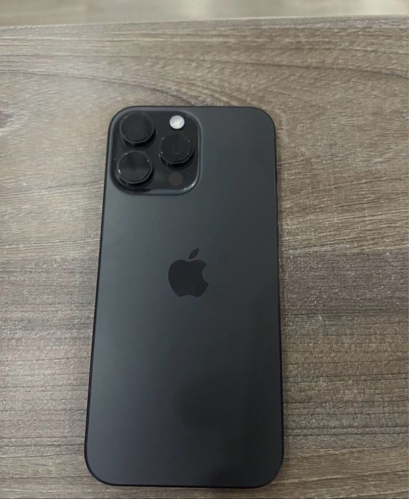 Продам IPhone 16 pro