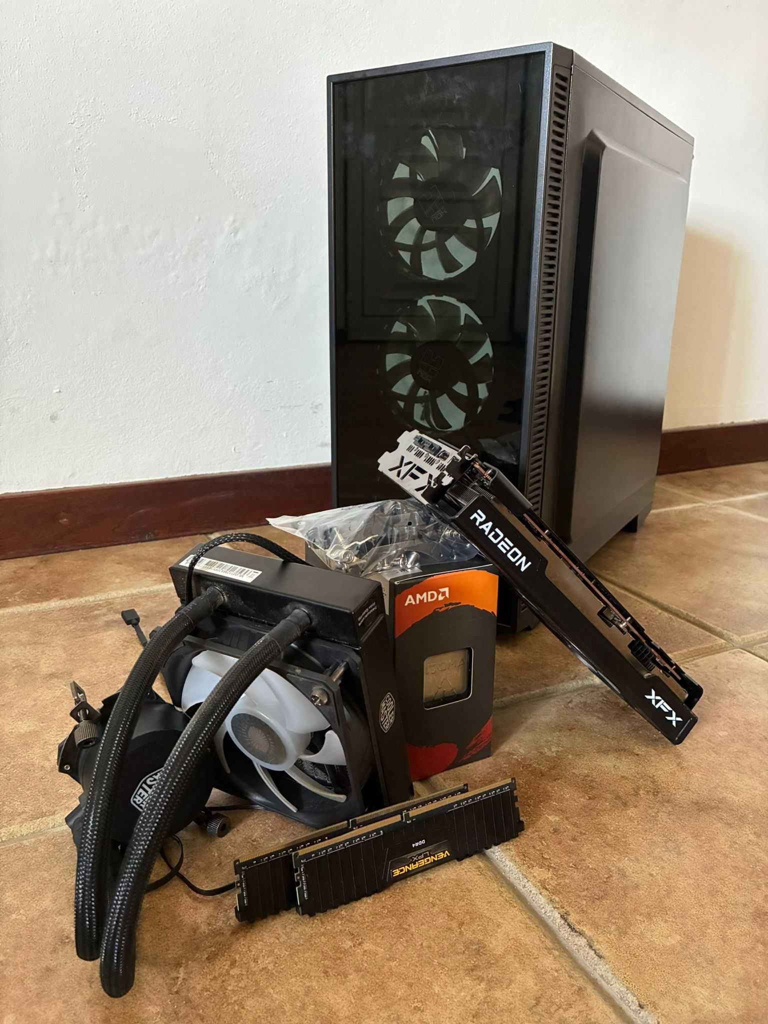 PC Gaming Ryzen 5 5600X + RX 6600 XT