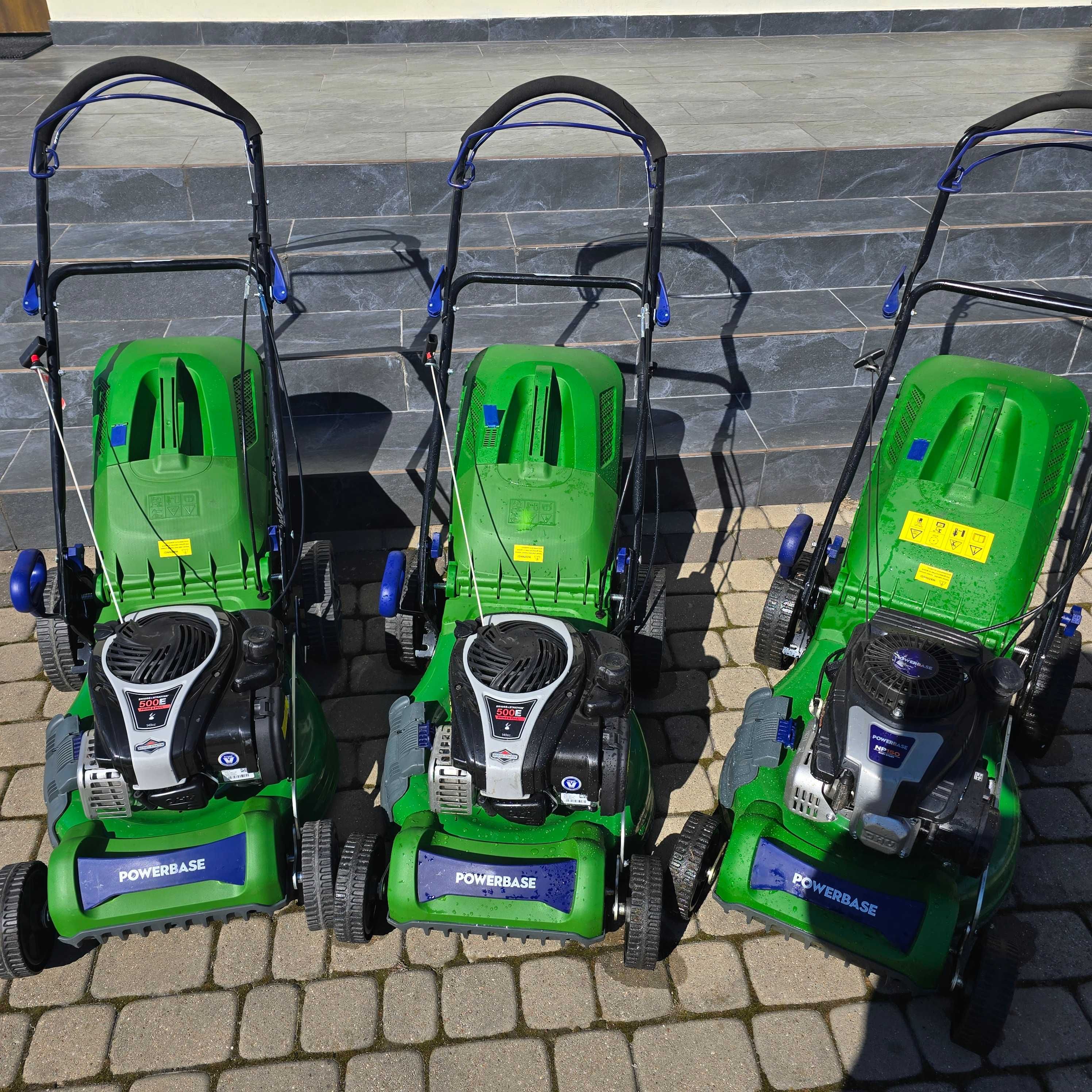 Kosiarka spalinowa PowerBase z napędem 46 cm