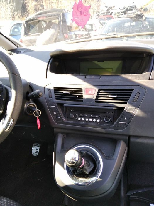 Есть запчасти на Citroen C4 Picasso 1.6 дизель минивэн 2006 -2013