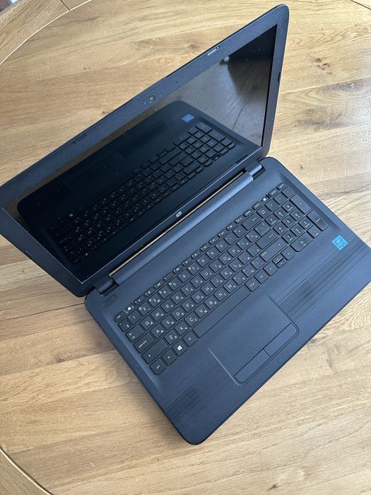 Ноутбук HP Hewlett-Packard 15-ay080ur