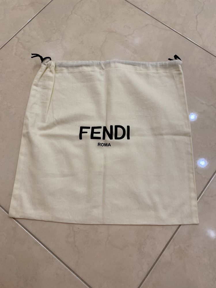 Пыльник для сумки или обуви Fendi оригинал