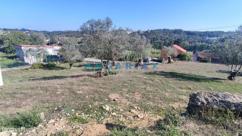 ANG627 - Terreno Rústico com 539m2 para Venda em Milagres, Leiria