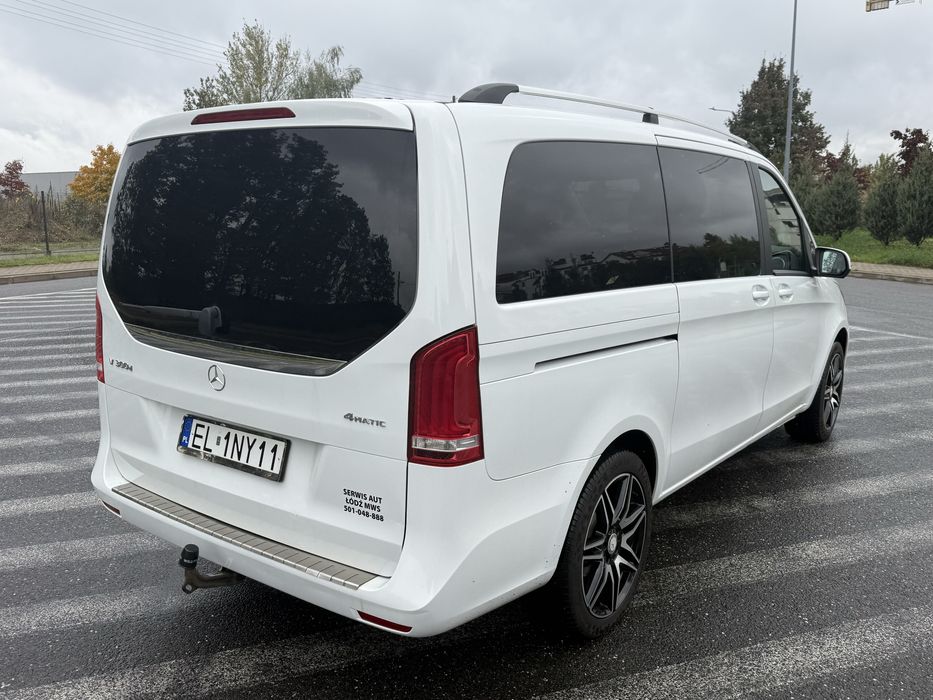Wynajem busów - V klasa 4x4 long  7 osób automat, stolik, skóry 4MATIC