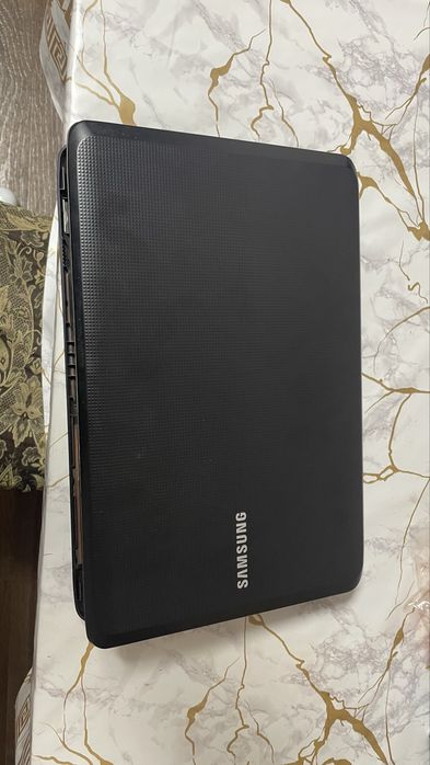 Samsung r528 и Toshiba L650D