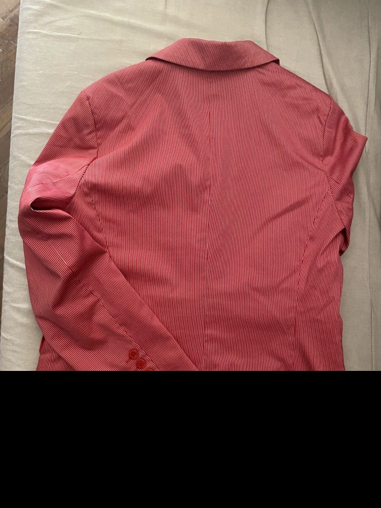 Blazer 44, vermelho, riscas brancas